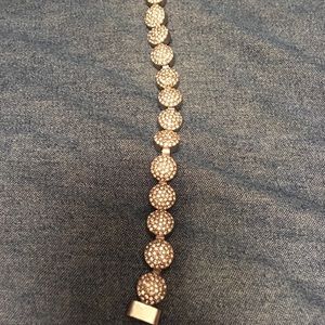 🐞A& F bracelet.